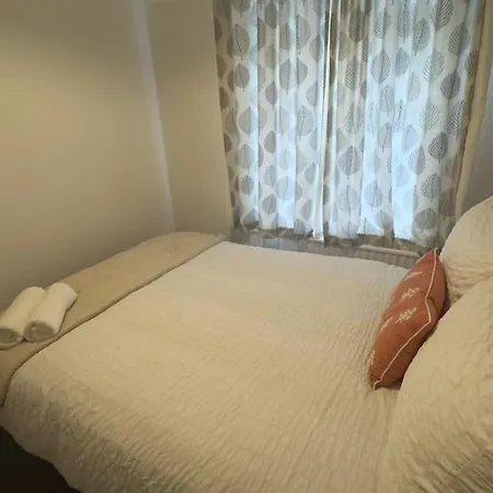 Small Comfortable, Sheared House Pansiyon *