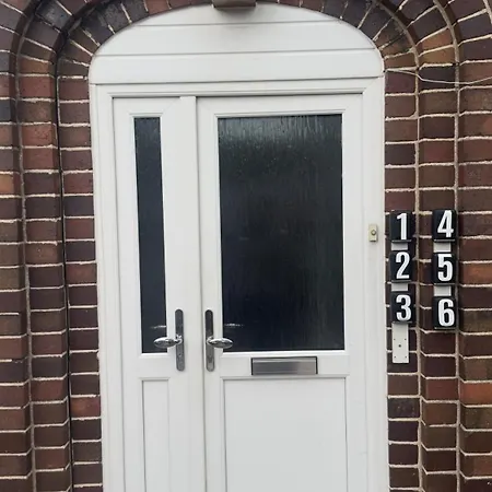 Pansiyon Small Comfortable, Sheared House *